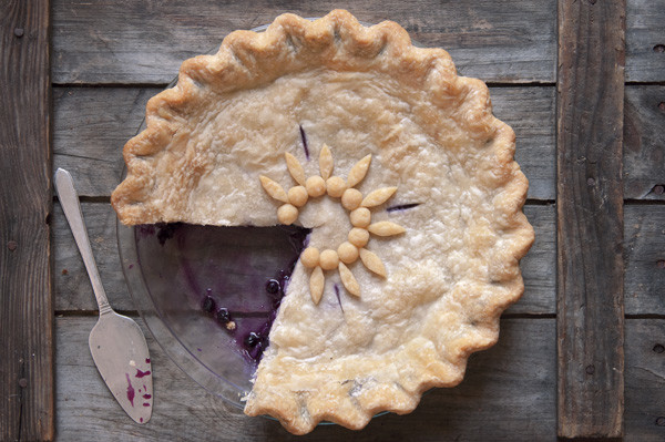 Maine Wild Blueberry Pie | Favorite New England Desserts