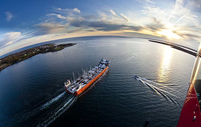 Dockwise Yacht Transport ship SUPER SERVANT 4 leaves Newport with a full load of boats for the Bahamas and Saint Thomas in the USVI.