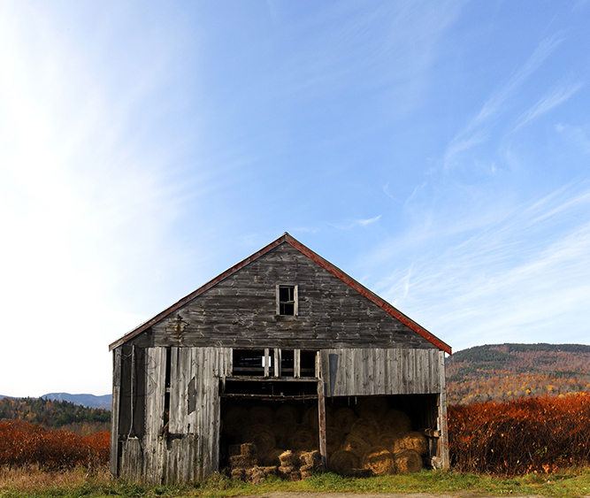 Old hay barn in Newry along Route 26.