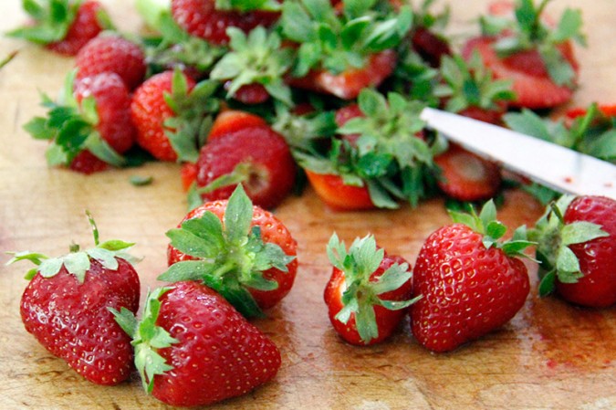 strawberries for muffins