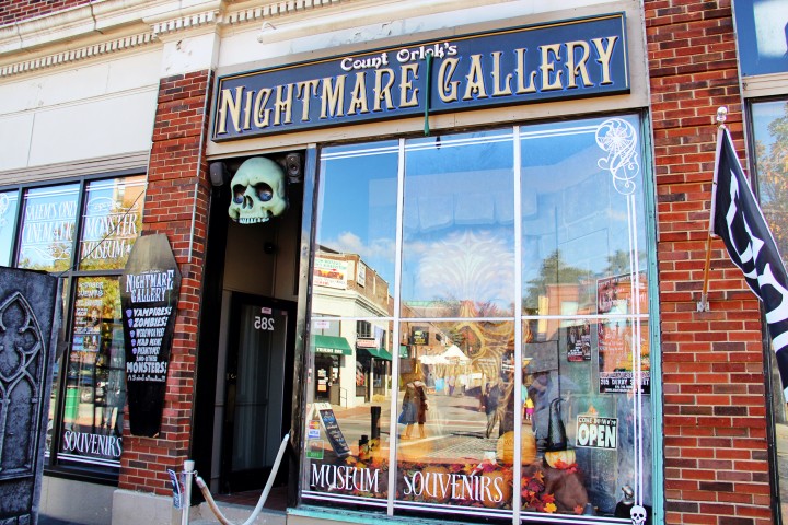 Count Orlock's Nightmare Gallery is one of my favorite stops in Salem. 