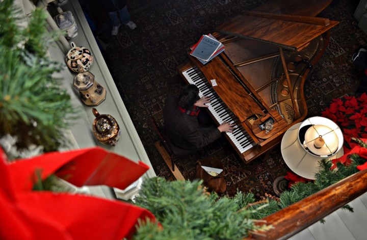 red lion inn piano