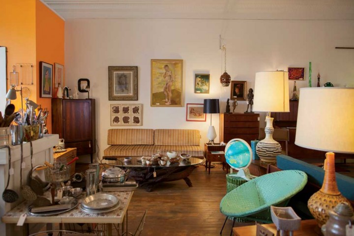 Lance Williamson’s Just L “modern antiques” store specializes in fine midcentury décor.