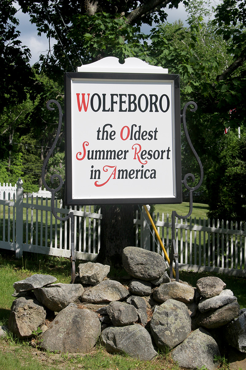 The town motto scripted on a sign entering town. 