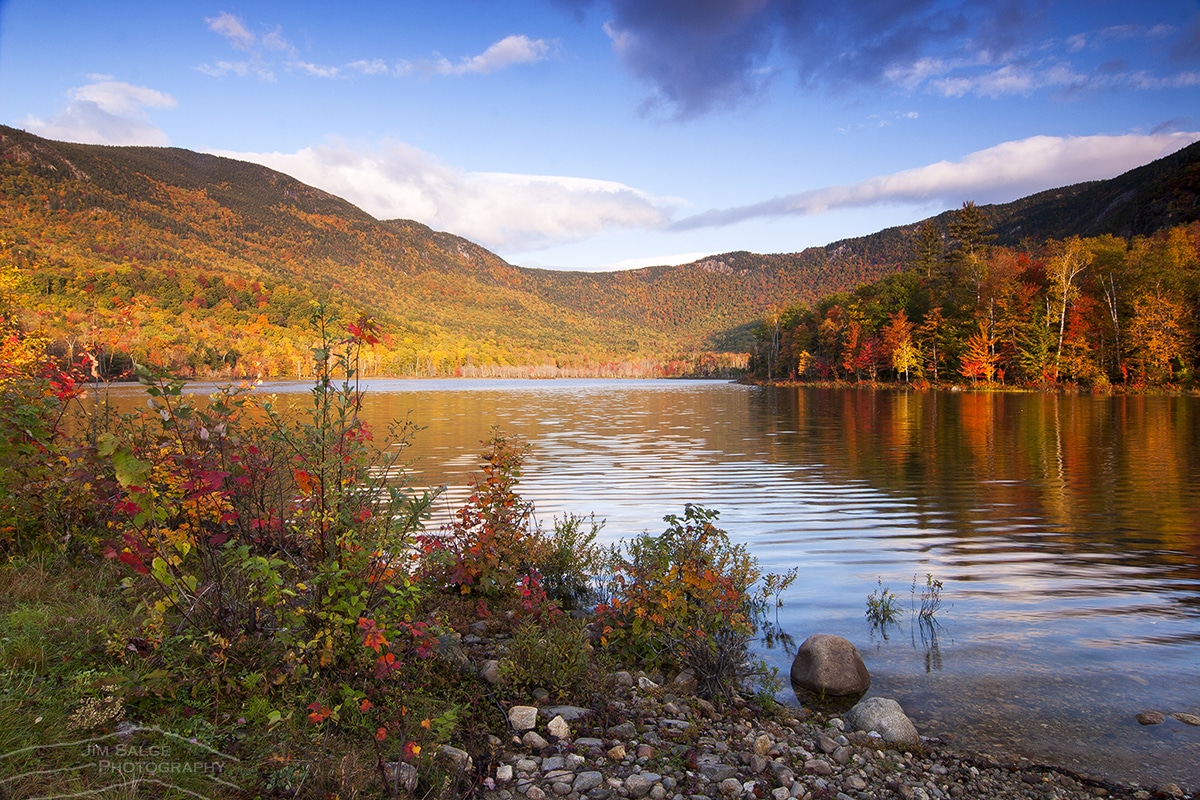 4 Favorite Quiet Fall Foliage Drives in New England