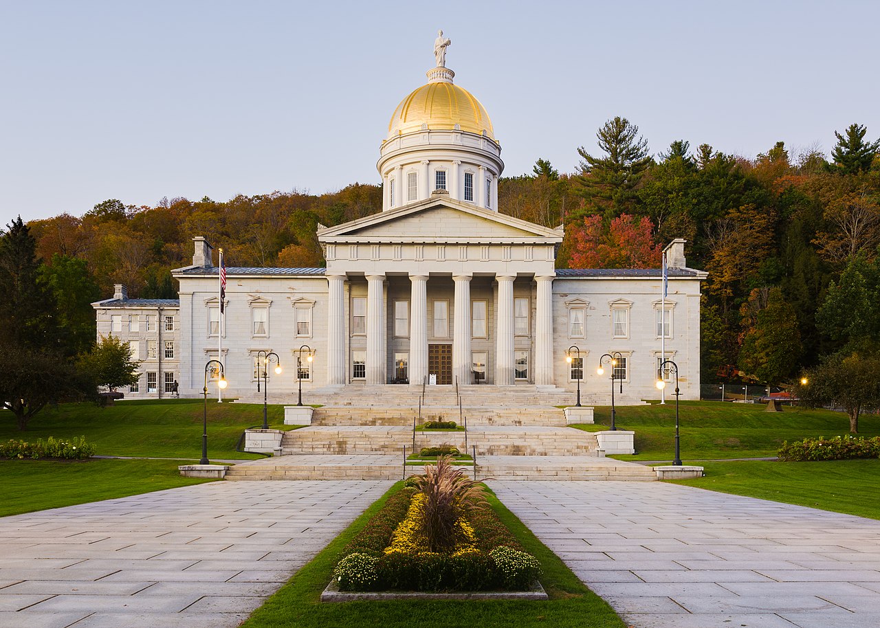 Vermont_State_House_Montpelier_October_2021_HDR