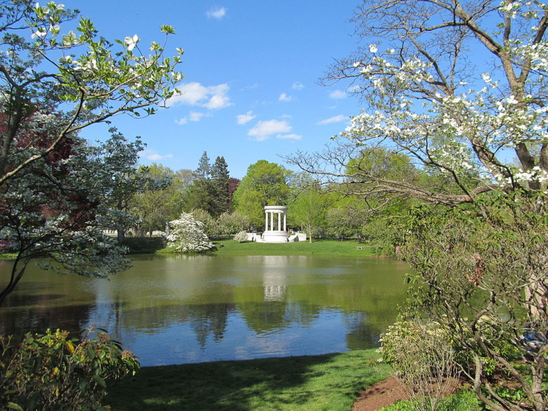 Mount Auburn Cemetery | Most Beautiful Cemeteries in New England