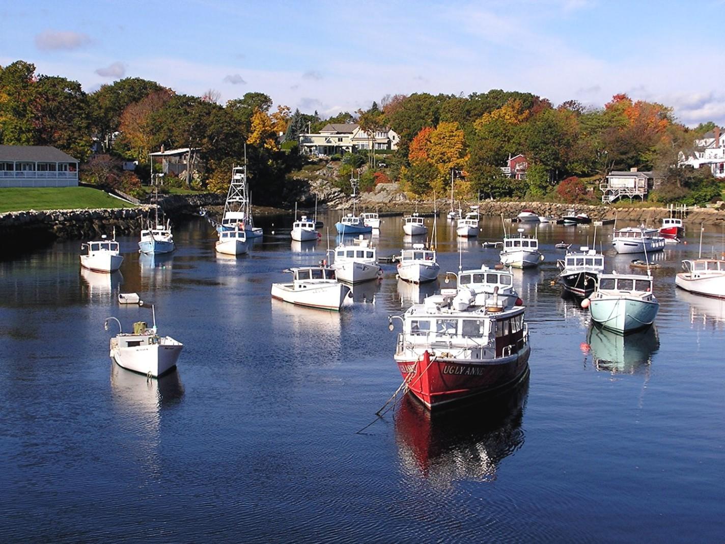 Lobster Boats in Perkins Cove (user submitted)