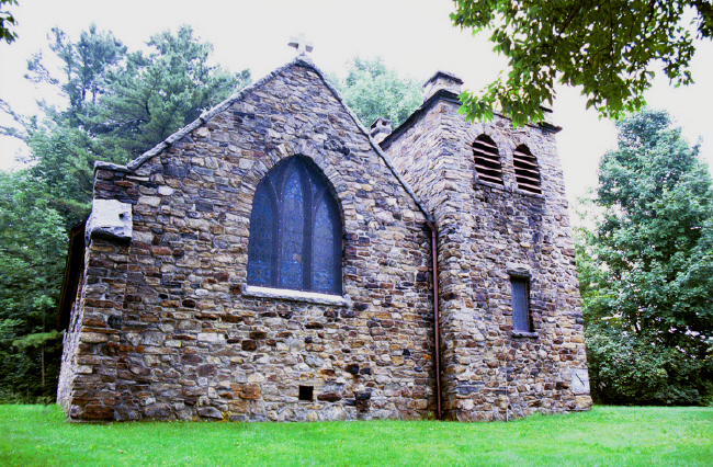 St. Andrews Church at Bucksteep Manor (user submitted)