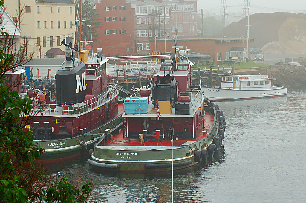 Tugs in the Fog (user submitted)