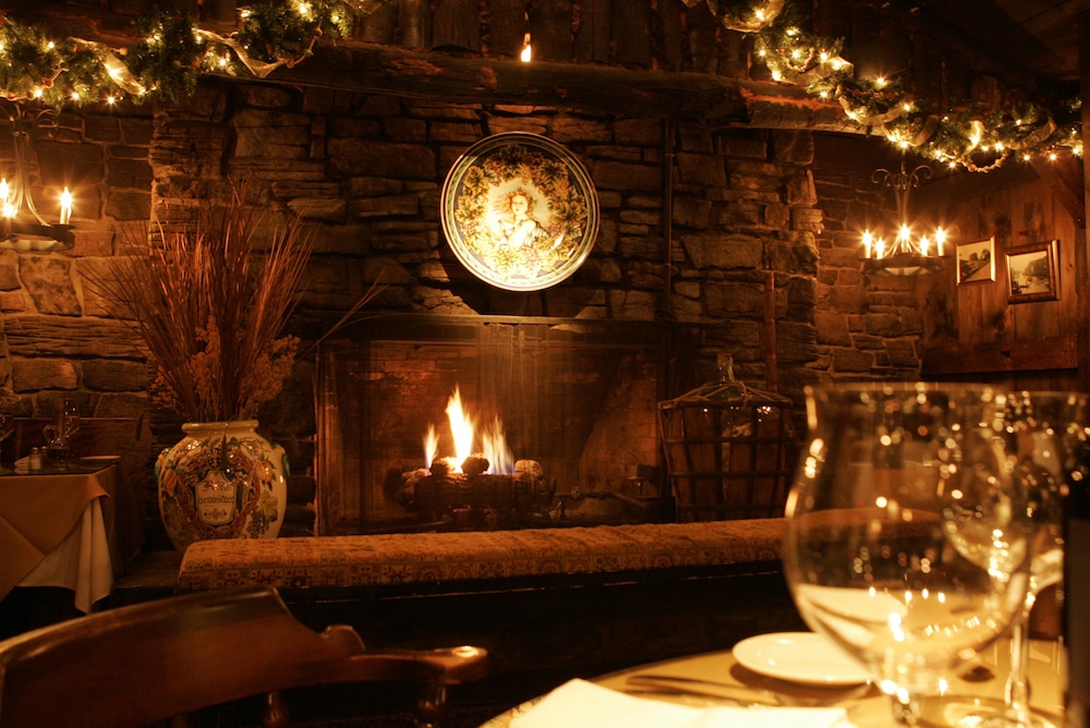 new-england-restaurants-with-fireplaces-delia