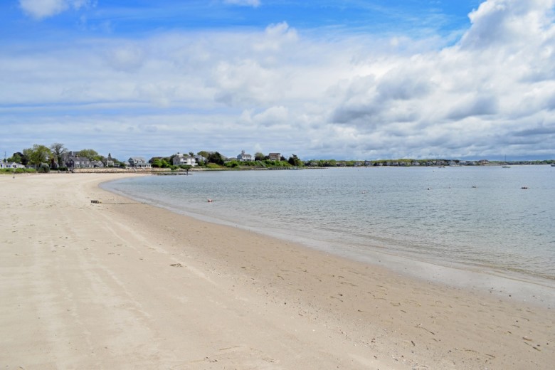 Veteran's Park Beach | Best Things to Do in Hyannis, MA, with Kids